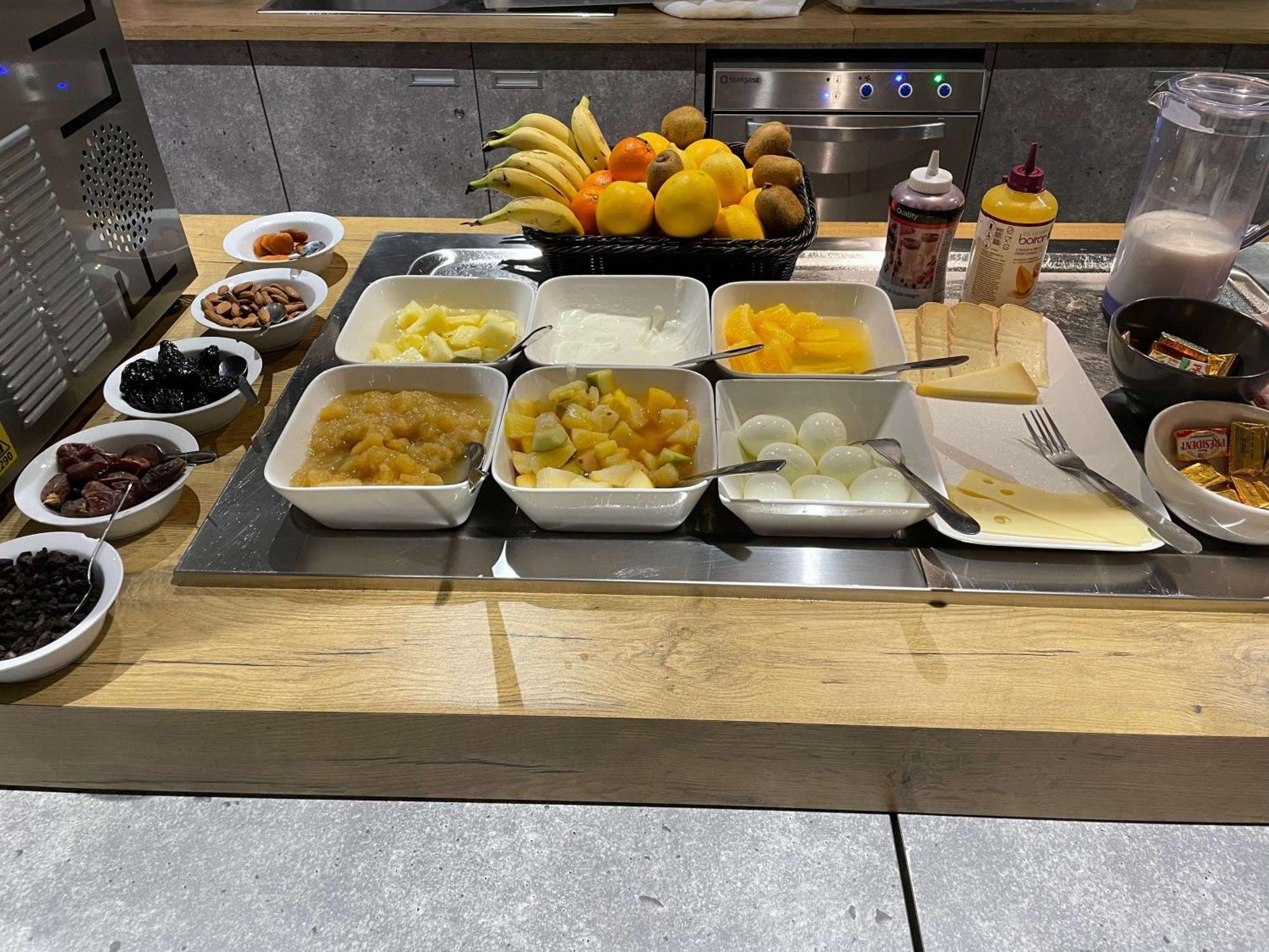 Ibis Budget Cognac Шатобернар Экстерьер фото